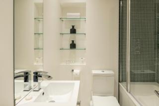 Fitzrovia - Charlotte Street by Viridian Apartments - London - 9