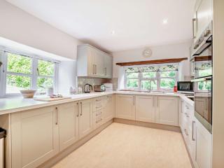 4 Bed in Charmouth THEFA - Blackpool Corner - 2