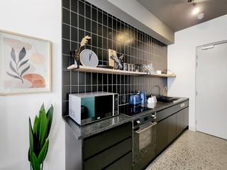 Brand new, luxury, wifi, pool with 24hr security - Kapstadt - 9