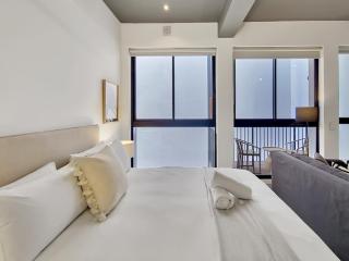 Brand new, luxury, wifi, pool with 24hr security - Kapstadt - 1
