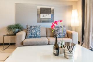 Studio with Fast WIFI in the Central Business District w Parking - 8