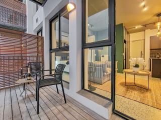 Spacious, balcony, Rooftop pool, balcony, AC - 3