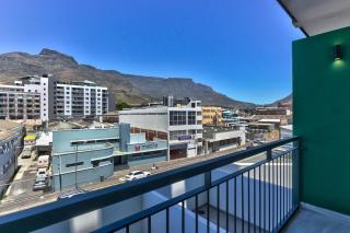 Contemporary arty Studio Balcony Mountain views - Le Cap - 9
