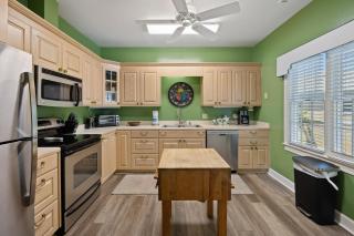 Ruthie's Roost villa by Peace Vacations - 2
