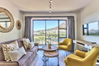 Gorgeous, central, secure- foothills of Table M! - 0