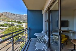 Gorgeous, central, secure- foothills of Table M! - 9