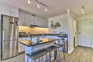 Gorgeous, central, secure- foothills of Table M! - 7