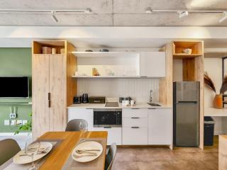Private Holiday unit, Seapoint. - Cape Town - 7