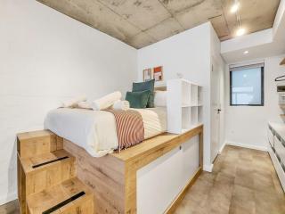 Stylish studio with Pool Access - 4