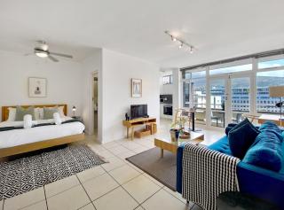 Cosy, central, homely feel home - 7