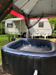 Lazy Days Caravan - 7