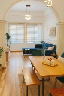 Charm Vintage Achrafieh Apt with Garden Pizza Oven BBQ Hottub - 5