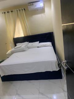 Stella Holiday Inn - Ibadan - 3