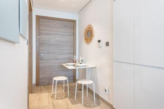 StayShort - Cozy & Bright Studio Retreat for 3 in Dubai Marina - 3