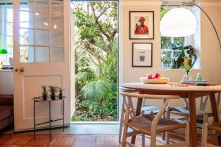 Modern Victorian Charm - 5
