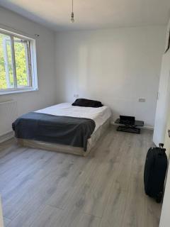 Quiet House - 0