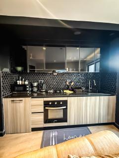 Westlands Serviced Studio with Pool, Gym and Fast WiFi - 7