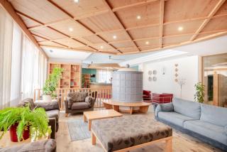 Alpine Mugon Hotel - 3