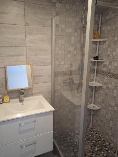 Appartement 1 chambre - Jayat - 2