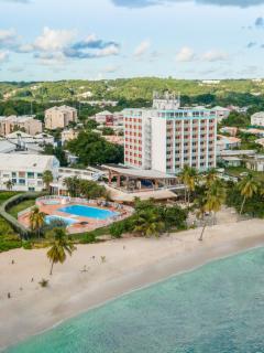 Hotel Arawak Beach Resort - 0