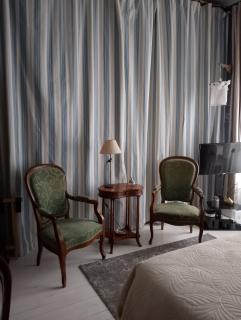 Chambre Bounty, B&B, cuisine privée, lit queen size, terrasse, parking, garage - Olliergues - 8