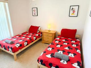 WS118LD - Lakeview - 4 Bedrooms Pool and Spa - 5