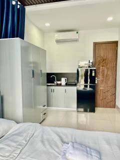 Lovely Studio Next to BuiVien - District 4 - 5