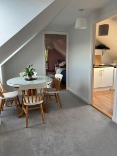 Exclusive top floor 2 bedroom with a stunning view - Lerwick - 1