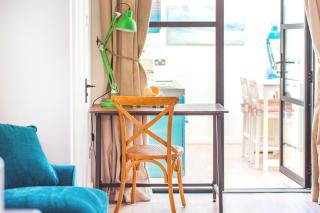 Bijou Retreat 2 mins from Beach - - 6