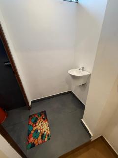 AAN GREENS Rooms And Dormitorys - Vaduvanchal - 0