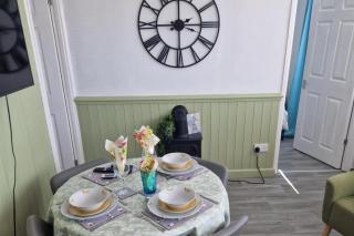 Chalet Ty Lilli Wen -Sleep 6- Pet friendly - Kidwelly - 8
