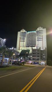 Beachfront Condo Endless Views From This Balcony - Myrtle Beach - 3