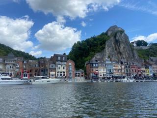 Vikarti Stay, a lovely house with incredible view - Dinant - 0