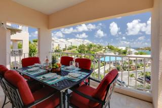 Walk to Beach St Thomas Condo with Balconies - St Thomas - 0