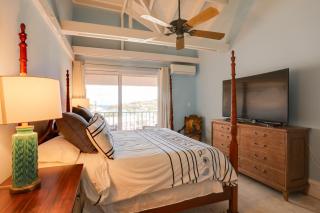 Walk to Beach St Thomas Condo with Balconies - St Thomas - 2