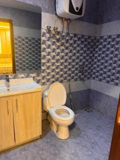 Cozy Gulberg Retreat - Islamabad - 1