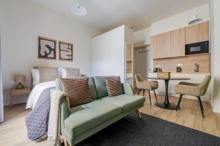 Blueground Holešovice balcony nr Vltava PRG-61 - 8