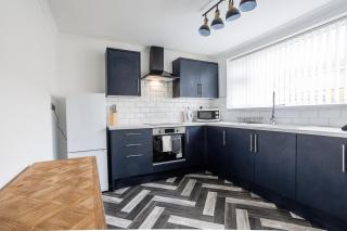 Enjoy 4 Br House Perfect For Family Friends & Work - Stockton-on-Tees - 7