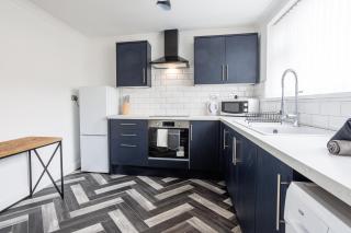 Enjoy 4 Br House Perfect For Family Friends & Work - Stockton-on-Tees - 6