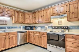 1 Mi to Attitash Mountain Condo with Resort Perks - Bartlett - 7