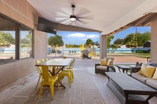 This is it - Great Location -13 Beds - Pool - Gym - Phoenix - 9