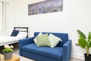 Cottage 25 mins to Central with Free Parking & Large Garden - Londra - 9