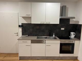 Main Square Loft Apartment for 6 - Wiener Neustadt - 5