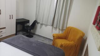 Quarto amplo e arejado - 1