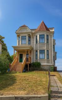 Elegant Escape, Modern Luxe in Historic Suite - Saint John - 7