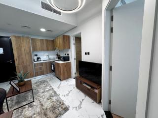 Stylish 1BR on Al Maryah Skyline view Balcony - 6