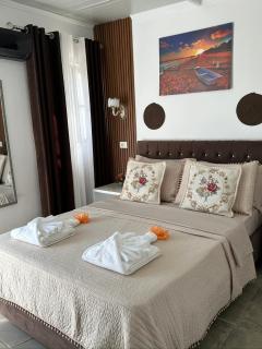 Mayfair Apartment Ksamil - 1