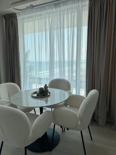 Aquamarine Deluxe Sea View Tomis Villa Grand Resort, Mamaia Nord - 1