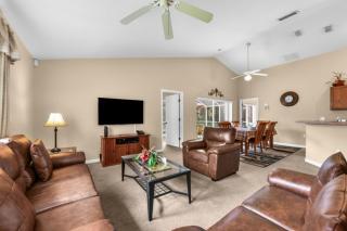 Reserve Retreat - Gated 4BR with Pool Near Disney villa - 4