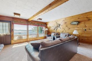 A-Frame on the Shore - 1